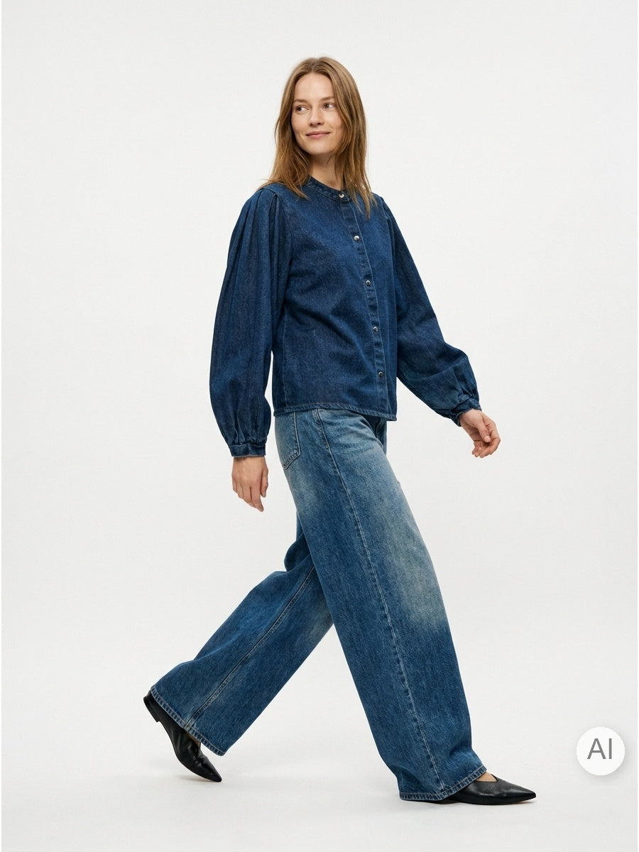 Women's shirts